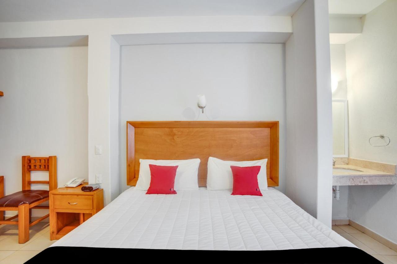 Hotel パツクアロ エクステリア 写真