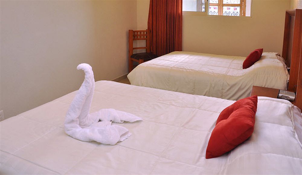 Hotel パツクアロ エクステリア 写真